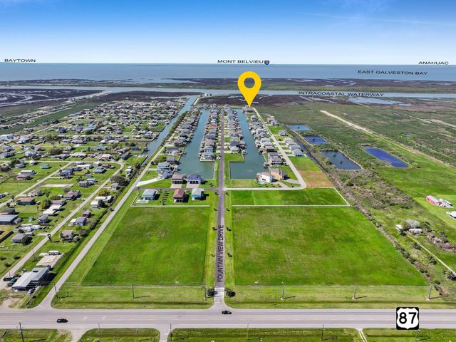 1239 Lagoon Drive, Crystal Beach, TX 77650