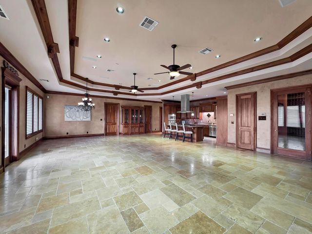 1239 Lagoon Drive, Crystal Beach, TX 77650