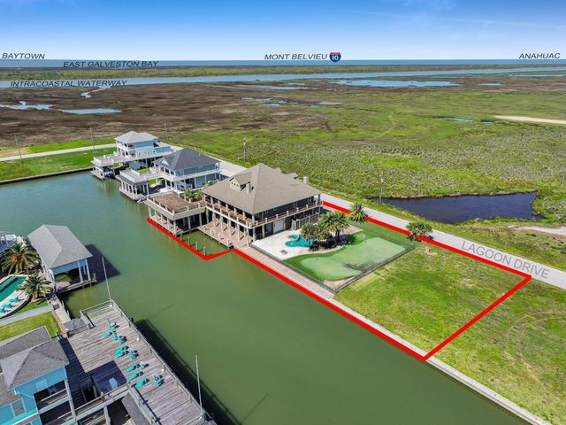 1239 Lagoon Drive, Crystal Beach, TX 77650