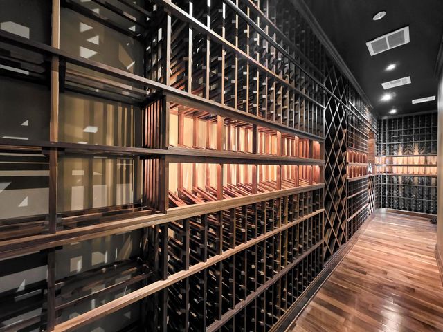 1239 Lagoon Drive, Crystal Beach, TX 77650