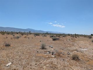 7 Dos Palmas, Pinon Hills, CA 92372