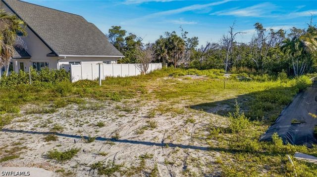 311 Donora BLVD, Fort Myers Beach, FL 33931