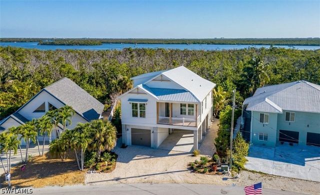 311 Donora BLVD, Fort Myers Beach, FL 33931