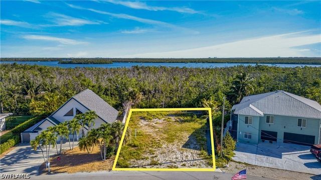 311 Donora BLVD, Fort Myers Beach, FL 33931