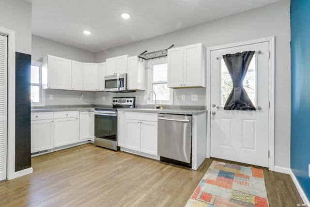 1822 Hollywood Avenue, Evansville, IN 47712