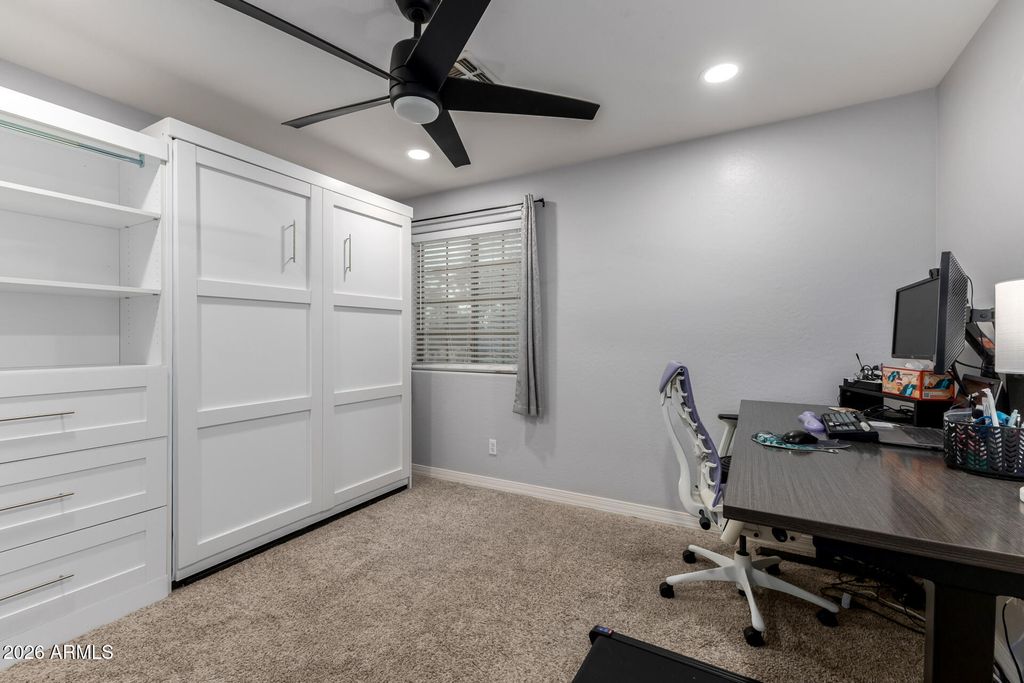 Image 17 of property listing at 23219 N 21ST Place, Phoenix, AZ 85024