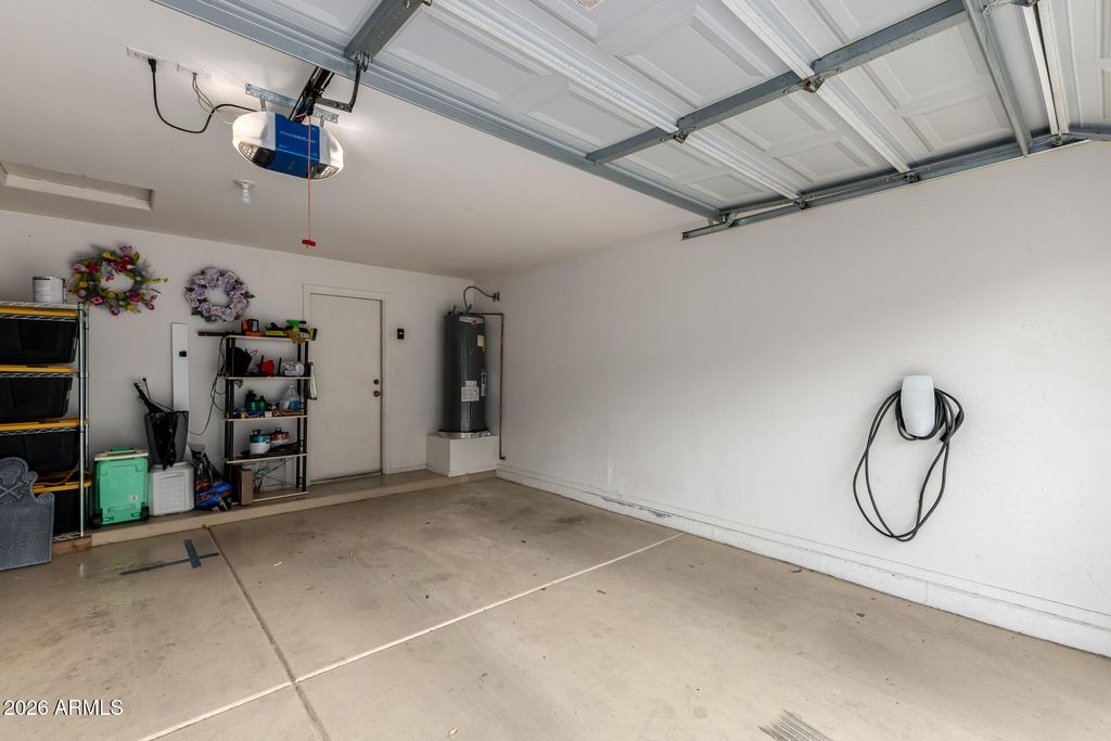 Image 19 of property listing at 23219 N 21ST Place, Phoenix, AZ 85024