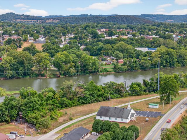 91 Lebanon Hwy, Carthage, TN 37030