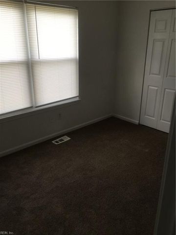 3707 Sugar Creek CIR, Portsmouth, VA 23703