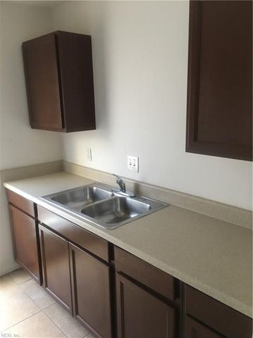 3707 Sugar Creek CIR, Portsmouth, VA 23703