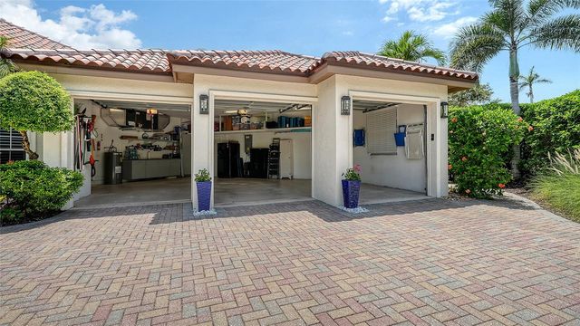 1864 GOLDENROD STREET, Sarasota, FL 34239