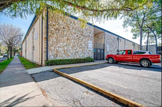 1903 Commonwealth Street 7, Houston, TX 77006