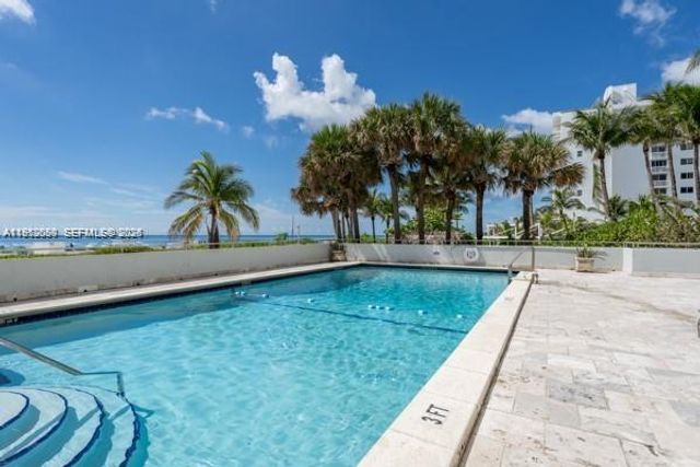 465 Ocean Dr 524, Miami Beach, FL 33139