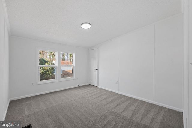 402 BOONES DR, Lothian, MD 20711