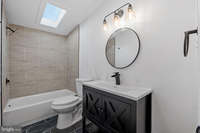 402 BOONES DR, Lothian, MD 20711