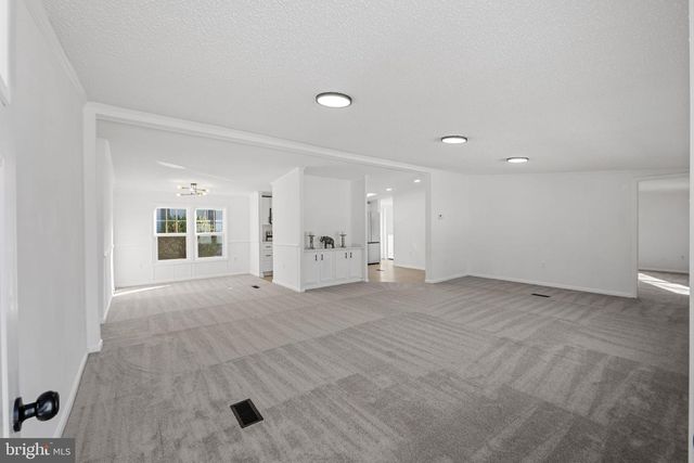 402 BOONES DR, Lothian, MD 20711