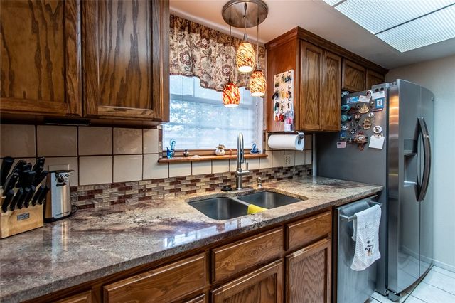 3629 Panama Dr, Corpus Christi, TX 78415