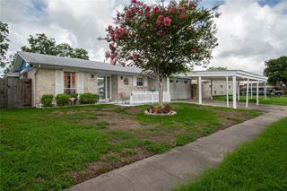 3629 Panama Dr, Corpus Christi, TX 78415