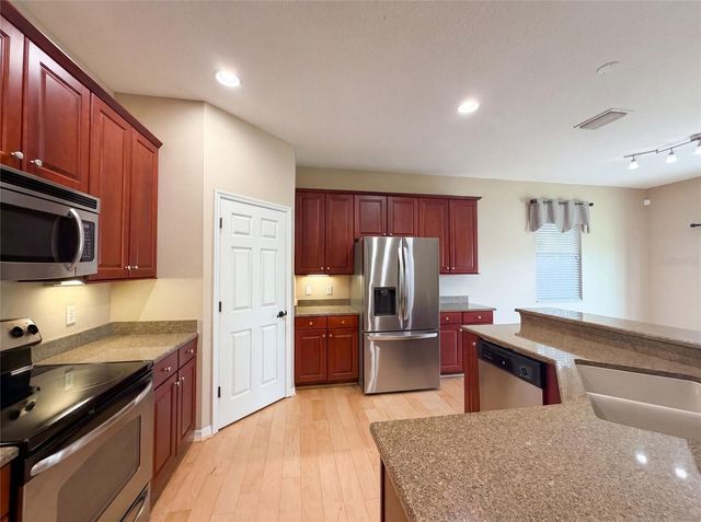 5605 WINDSONG OAK DRIVE, Leesburg, FL 34748