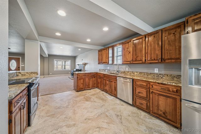 2729 Bowman Road 496, Mannford, OK 74044