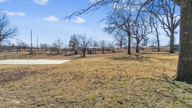 2729 Bowman Road 496, Mannford, OK 74044