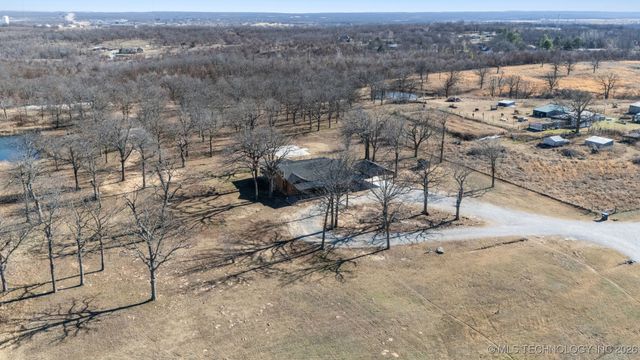 2729 Bowman Road 496, Mannford, OK 74044