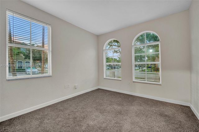 2462 SE 15th Ct, Homestead, FL 33035