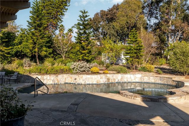 1256 Pleiades, Vista, CA 92084