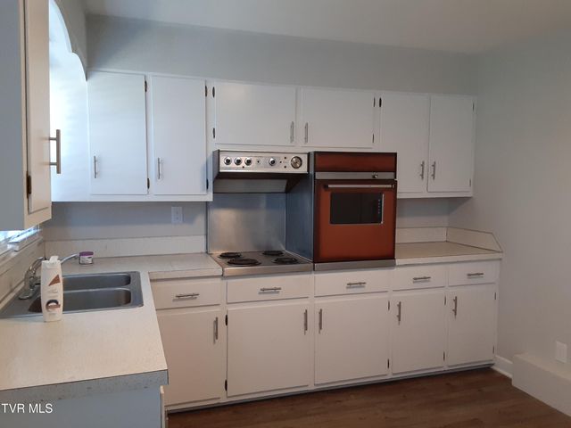 900 Milligan Highway, Johnson City, TN 37601