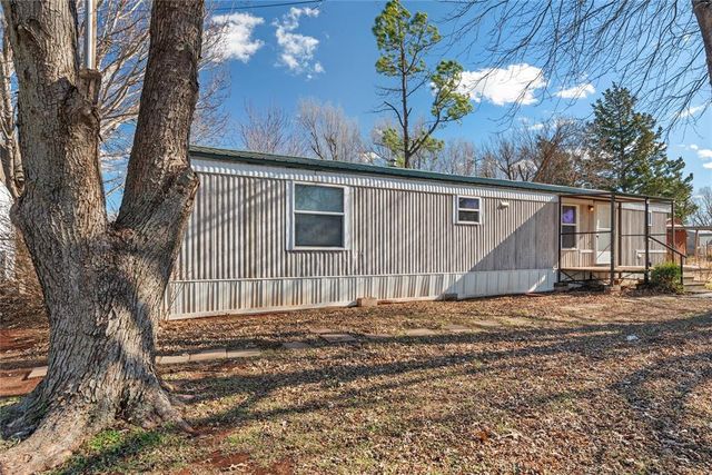 723 S 3rd Street, Kingfisher, OK 73750