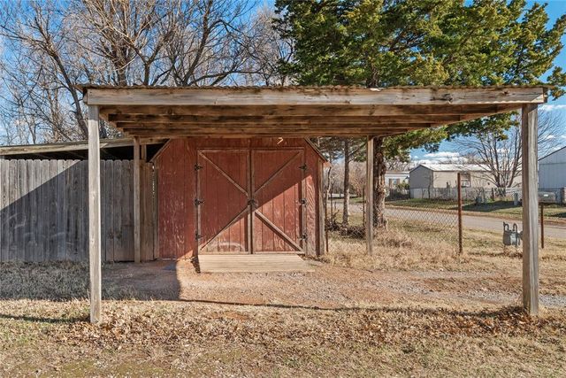 723 S 3rd Street, Kingfisher, OK 73750
