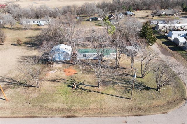 723 S 3rd Street, Kingfisher, OK 73750