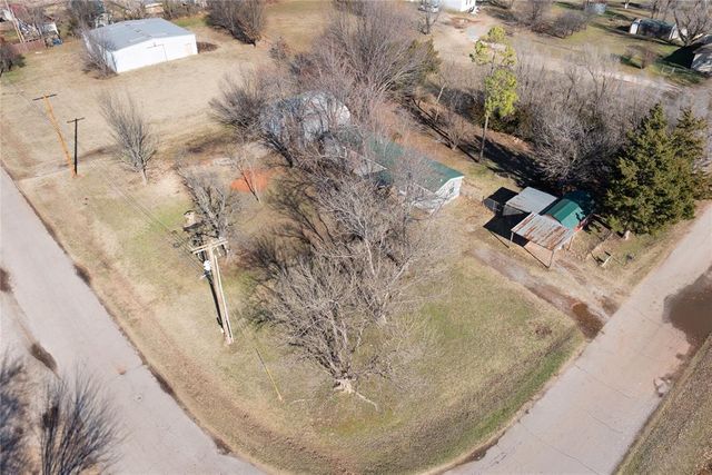 723 S 3rd Street, Kingfisher, OK 73750