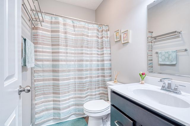 3529 Montgomery Court, Newburgh, IN 47630