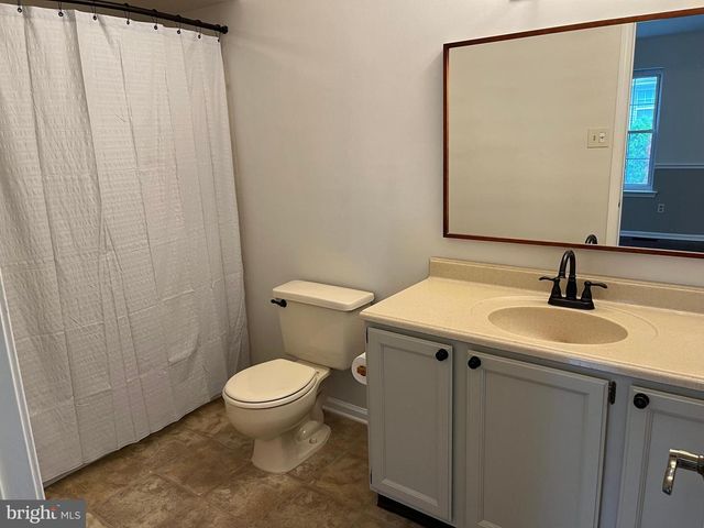 32 WYCKWOOD CT, Newtown, PA 18940