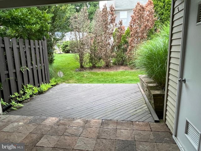 32 WYCKWOOD CT, Newtown, PA 18940