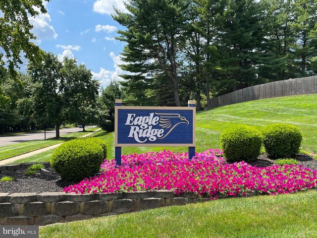 32 WYCKWOOD CT, Newtown, PA 18940