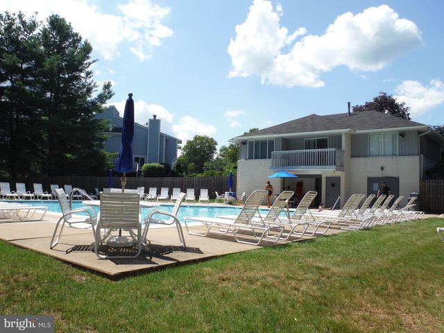 32 WYCKWOOD CT, Newtown, PA 18940