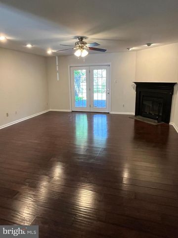 32 WYCKWOOD CT, Newtown, PA 18940