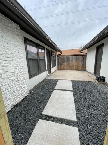 1700 Garden Villa DR, Georgetown, TX 78628