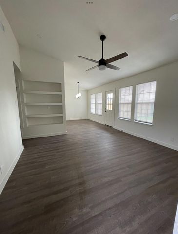 1700 Garden Villa DR, Georgetown, TX 78628