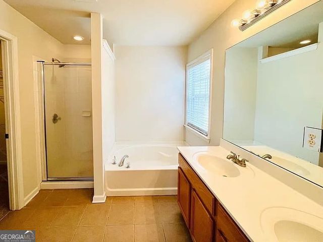 4668 Creekside Villa Way SE, Smyrna, GA 30082