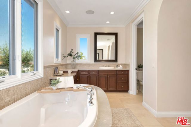 25375 Prado De Los Gansos, Calabasas, CA 91302