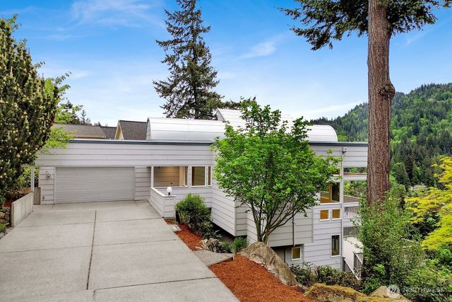 213 Sea Pines Lane, Bellingham, WA 98229