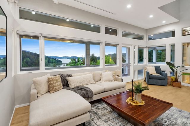213 Sea Pines Lane, Bellingham, WA 98229