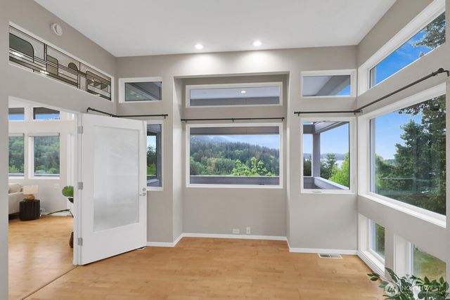 213 Sea Pines Lane, Bellingham, WA 98229