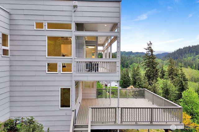 213 Sea Pines Lane, Bellingham, WA 98229