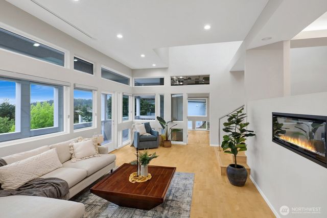 213 Sea Pines Lane, Bellingham, WA 98229