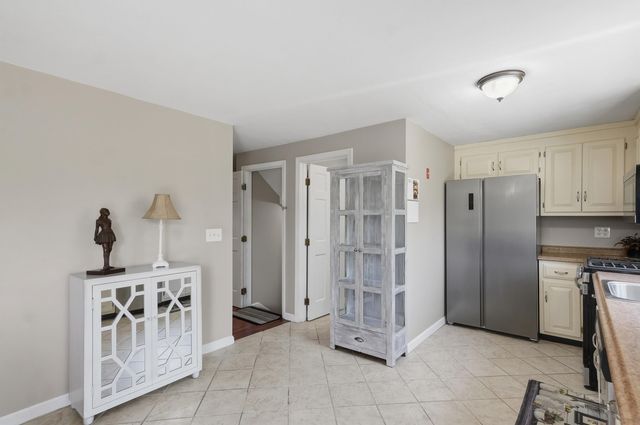 36 Scott Lane, Sandown, NH 03873