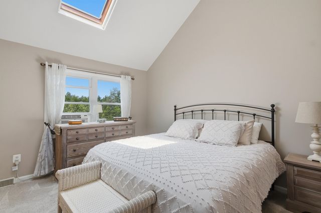 36 Scott Lane, Sandown, NH 03873